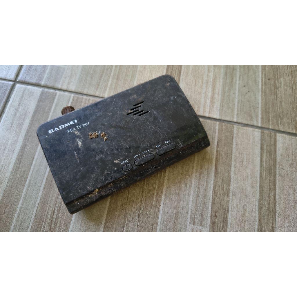 gadmei xga tv set box bekas