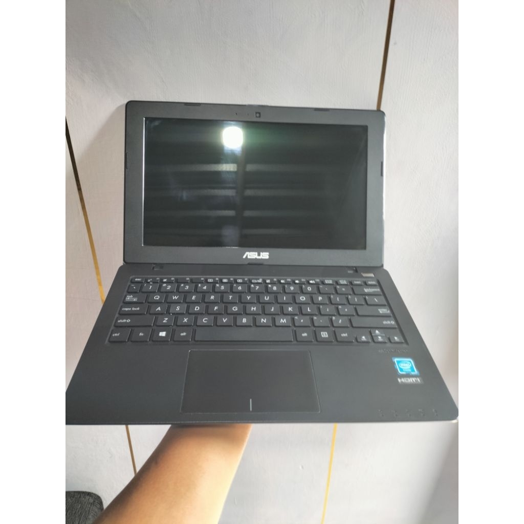 laptop/notebook Asus x200ma Celeron