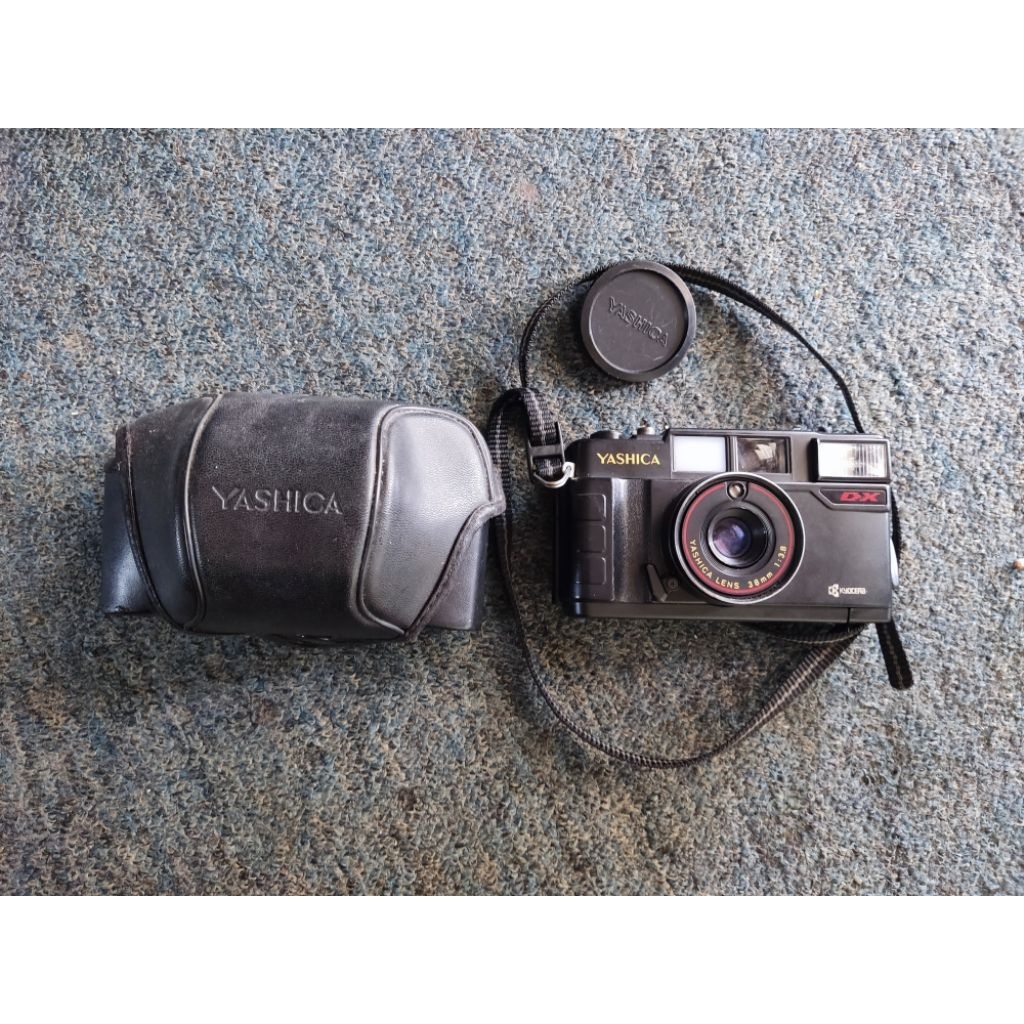 Kamera klasik Yashica mf 2 super