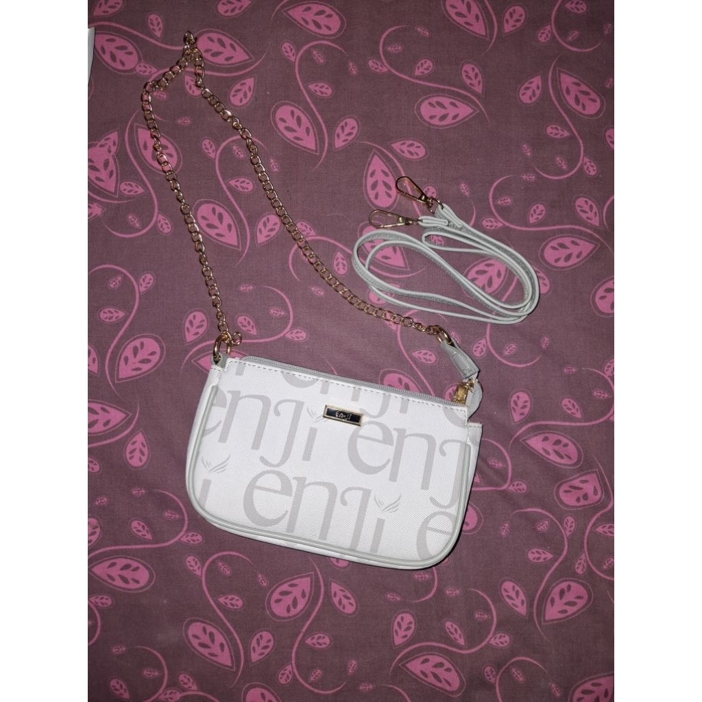 Preloved Enji Slingbag