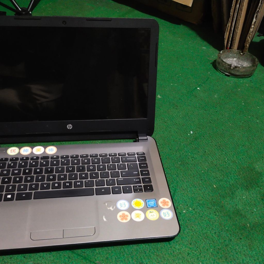 Laptop Hp Notebook 14-am008TU Processor intel celeron N3060