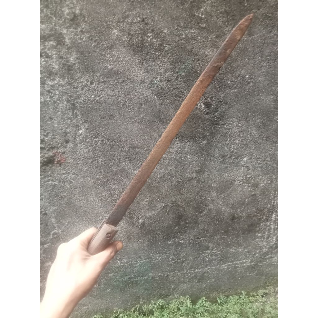 pedang temuan sungai