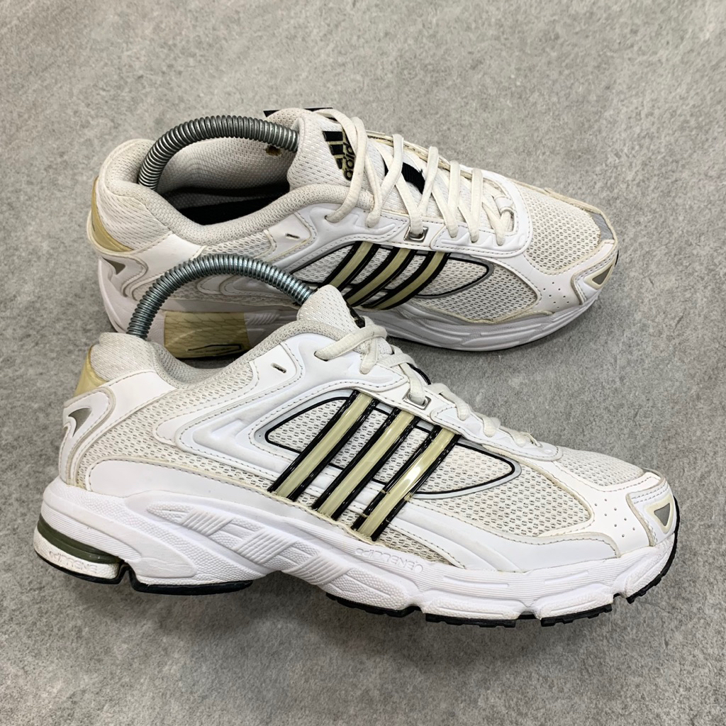 Adidas Response CL
