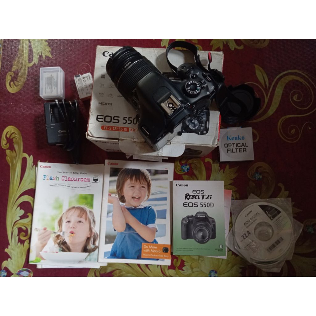 KAMERA CANON EOS 550D SECOND