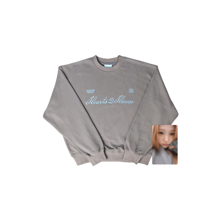 Hearts2Hearts - [HEARTS2HOUSE MD] SWEATSHIRT (NO PHOTOCARD)