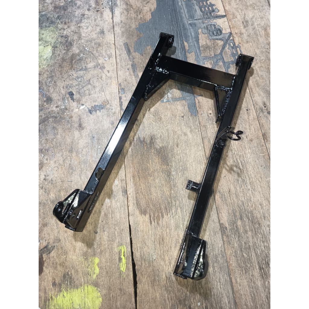 swing arm suzuki shogun 125 sp original