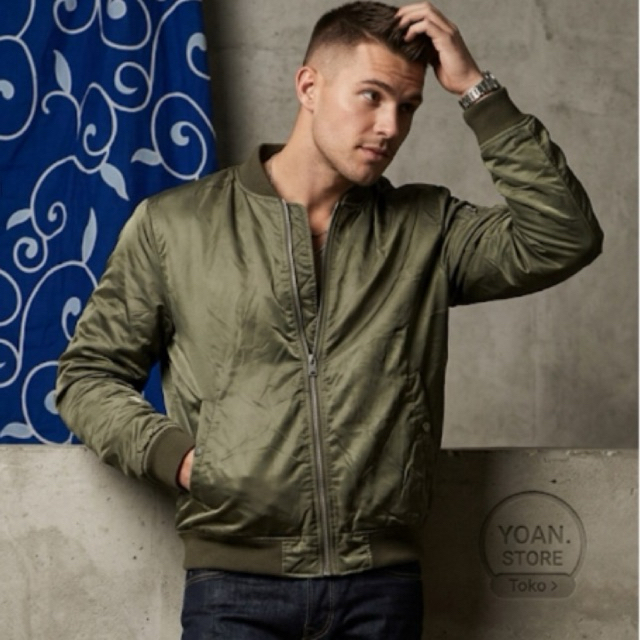 zara bomber army jacket