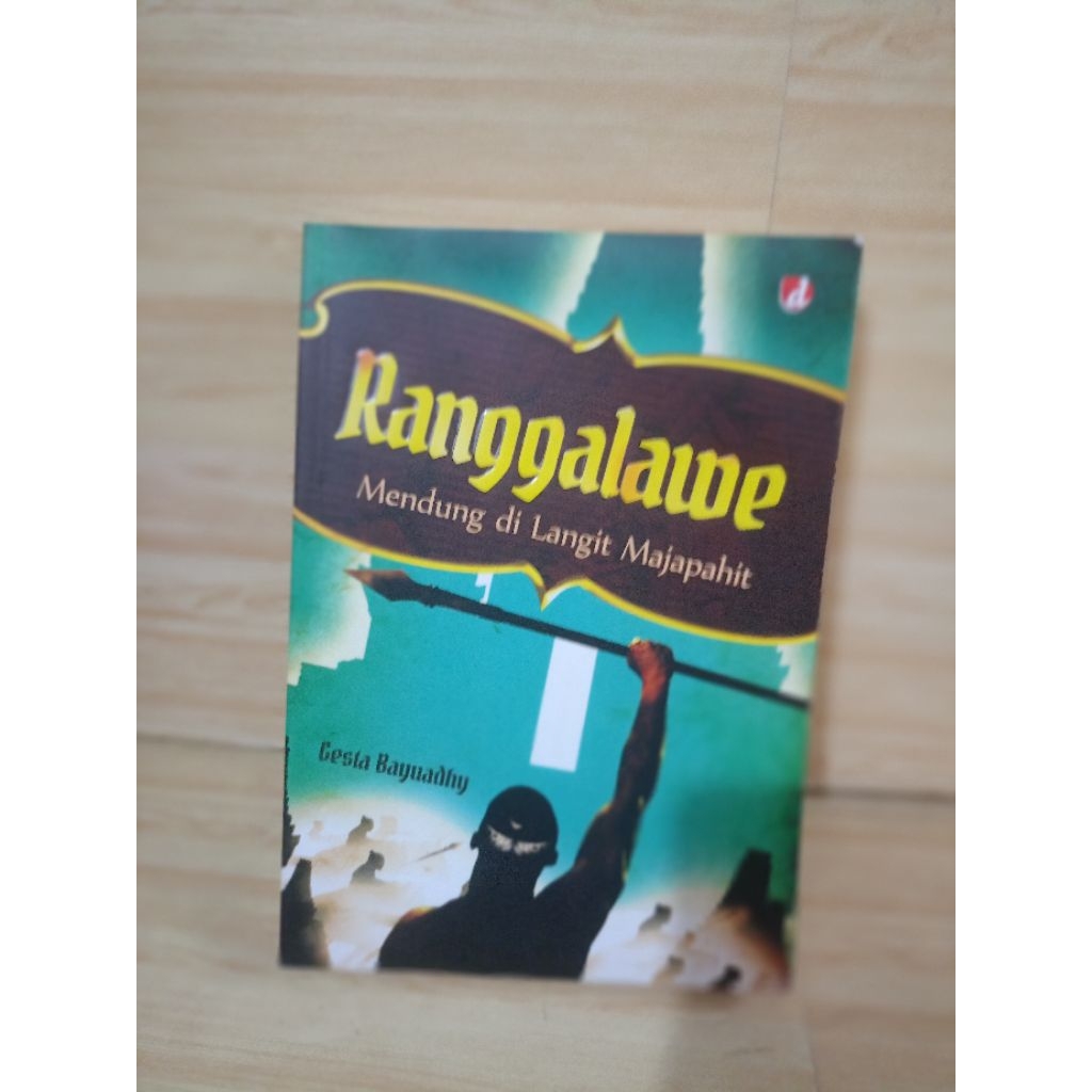 RANGGALAWE MENDUNG DI LANGIT MAJAPAHIT by gesta bayuadhy