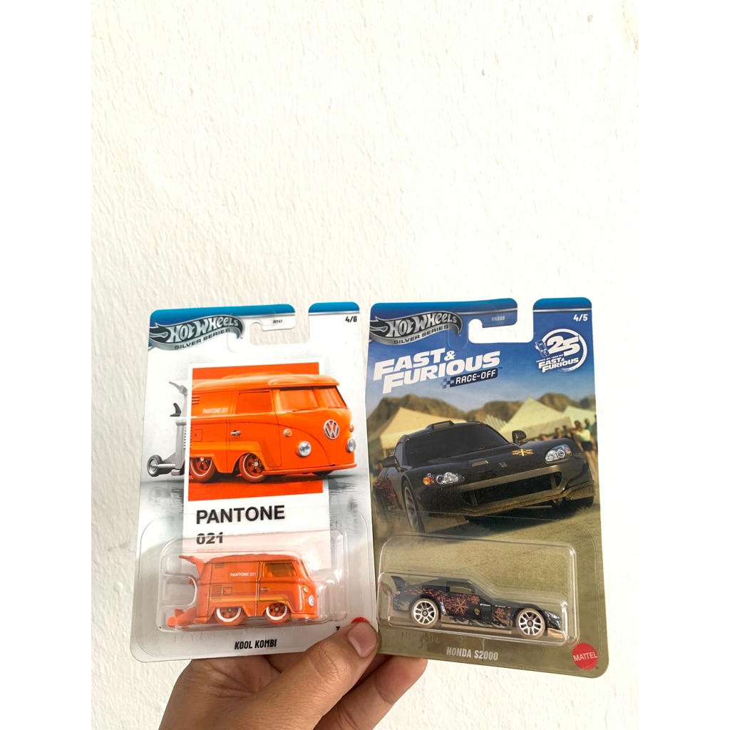 HOTWHEELS Pantone & s2000