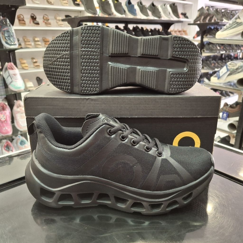 QISHI Sepatu Sekolah Sneakers | Caesar | Hitam Hitam