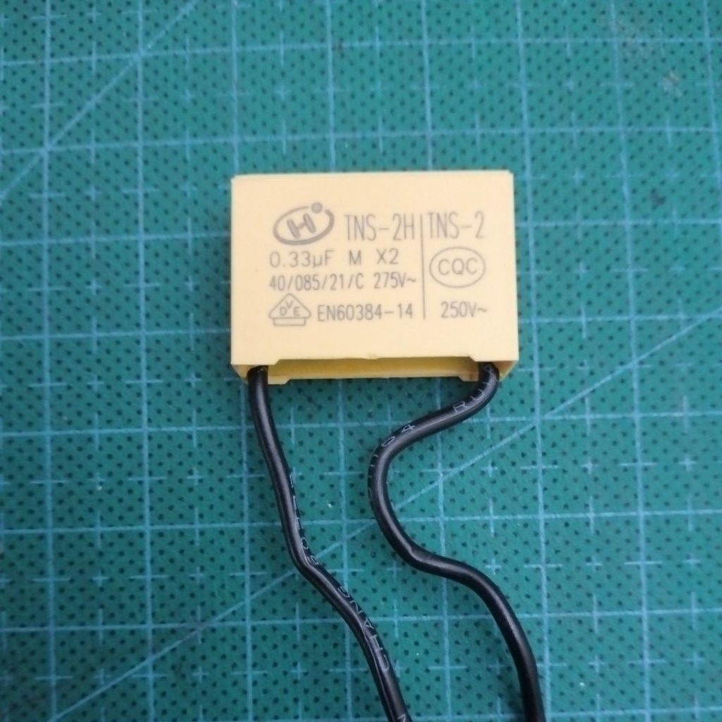 Kapasitor 0.33uf 250v