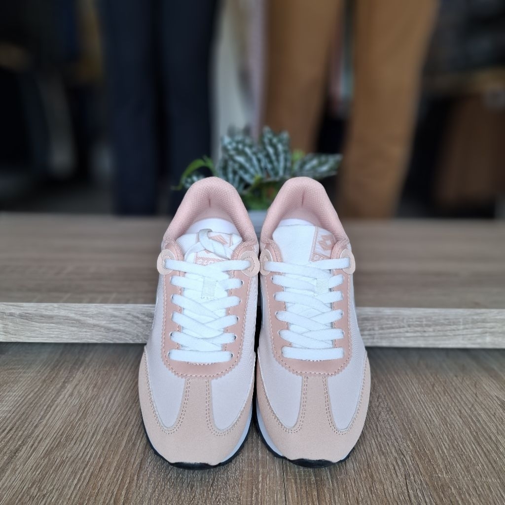 Sepatu Sneakers Cewek Lotto Original Terbaru