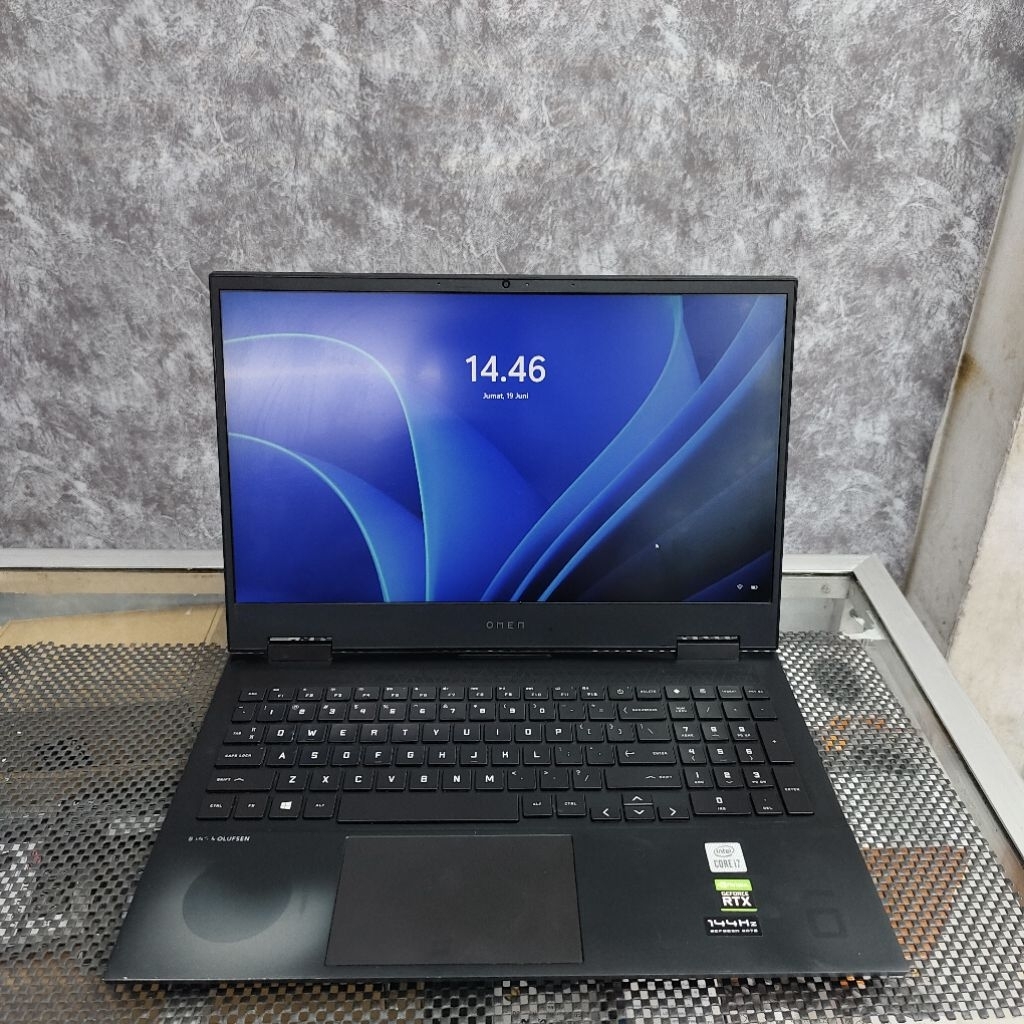 HP Omen 15-ek0044TX
