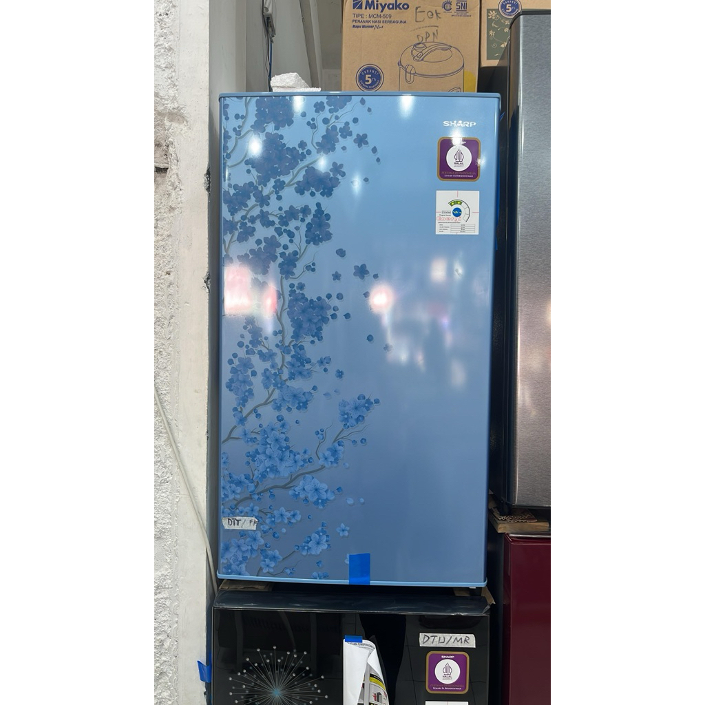 kulkas Sharp 1 pintu 162