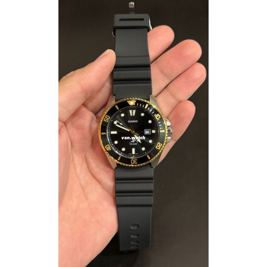 Casio Diver Marlin Duro MDV-106G-1A / MDV 106 Original