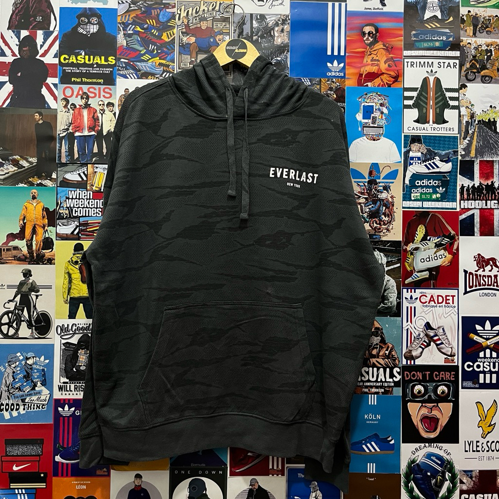 Sweater / Hoodie / Vintage / Second / EVERLAST