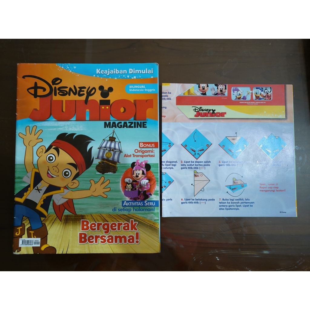 Buku Disney Junior Magazine Bergerak Bersama