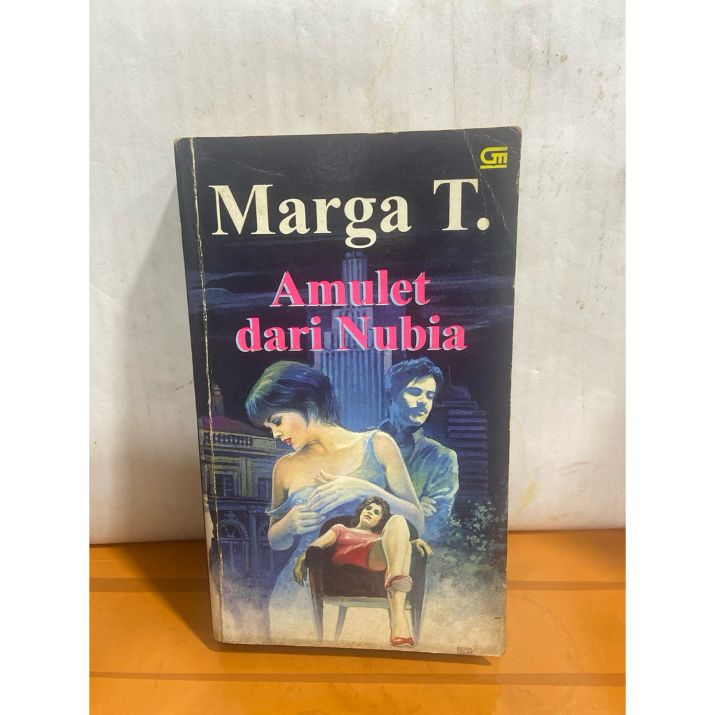 Buku Amulet dari Nubia Marga T