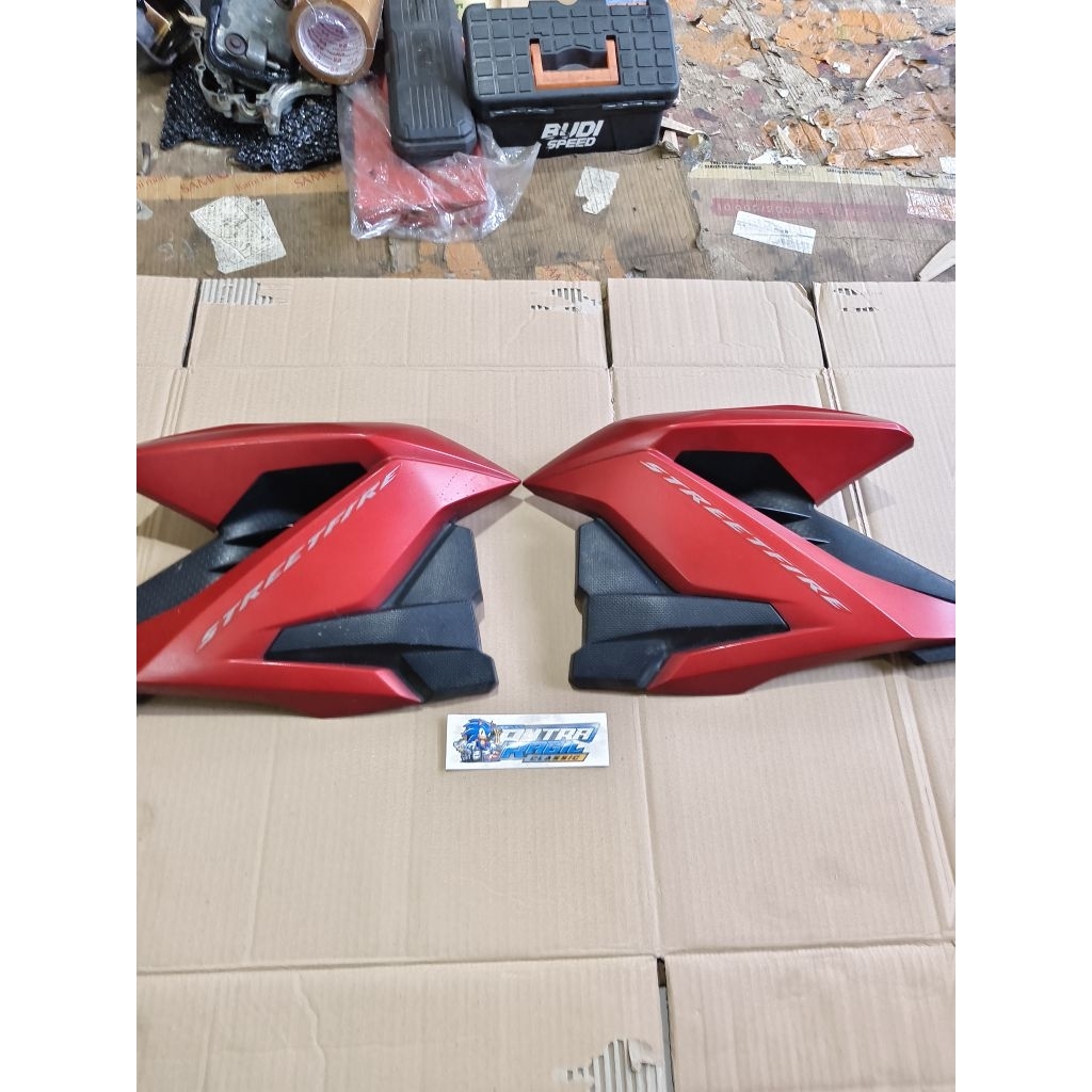sayap tebeng kupingan tengki honda new cb150r led fi v3 original