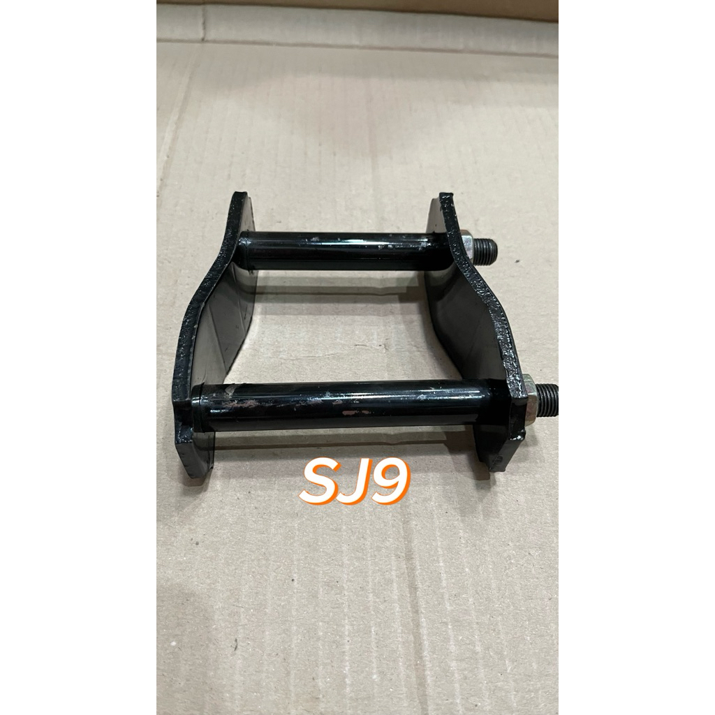 SPRING SHACKLE ANTING per L300