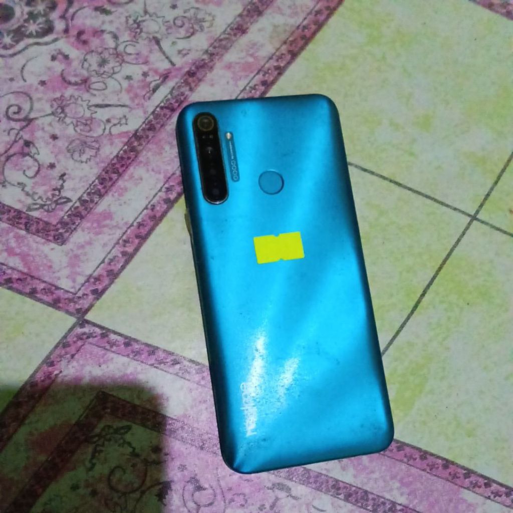 Realme 5i minus lcd