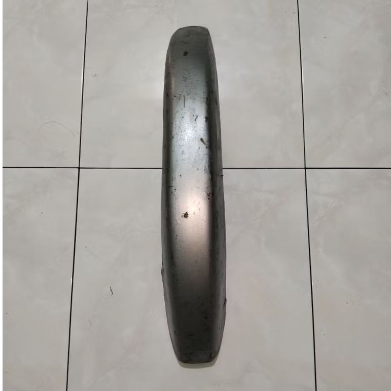 Spakbor depan repro bahan besi motor Honda c110 motor gareng