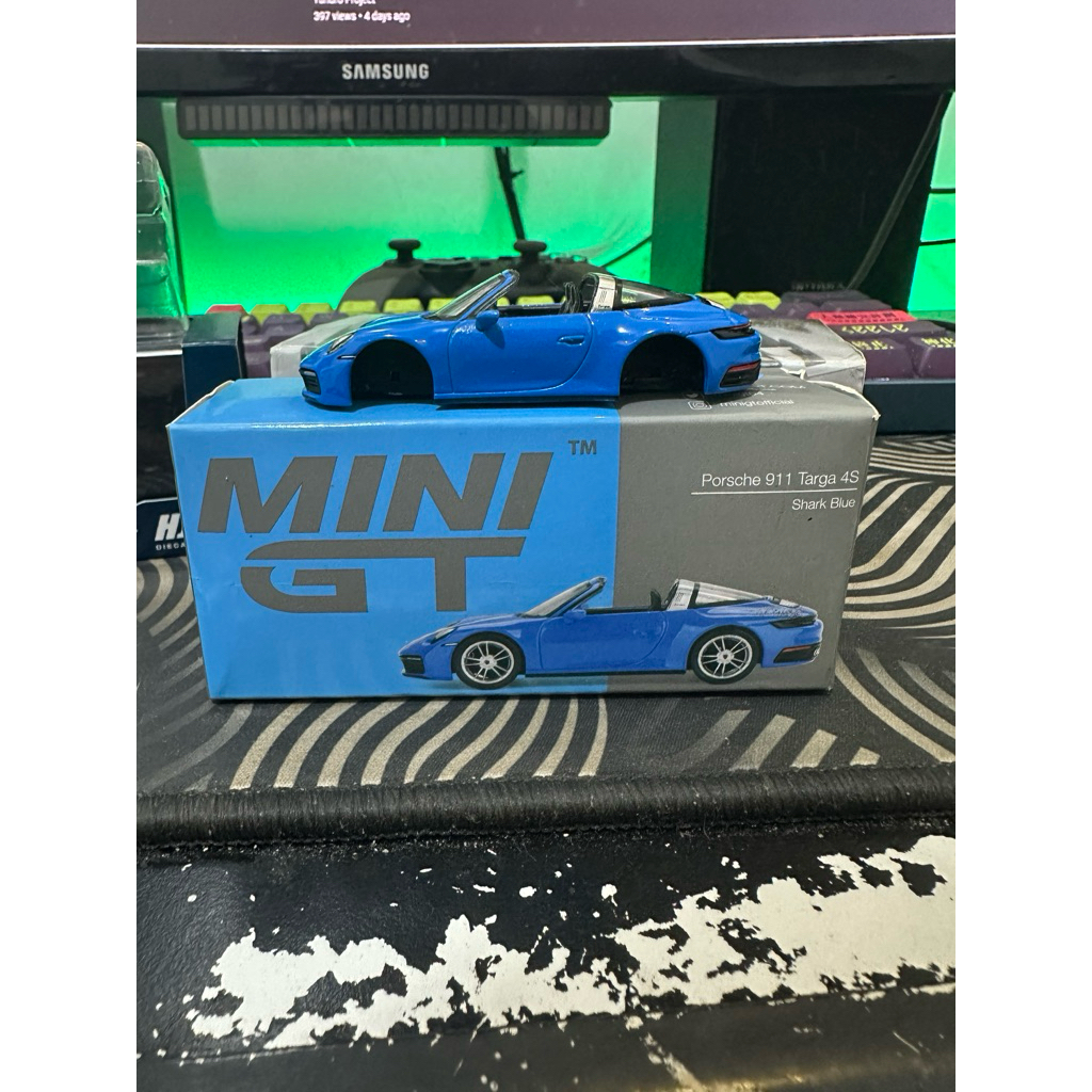 MiniGT Porsche 911 Targa 4S Shark Blue