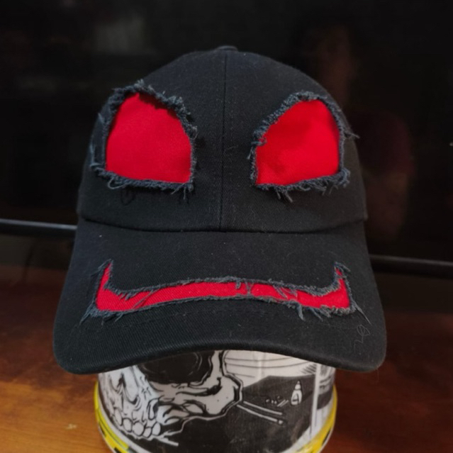 Topi Disney Official Second Like New Original