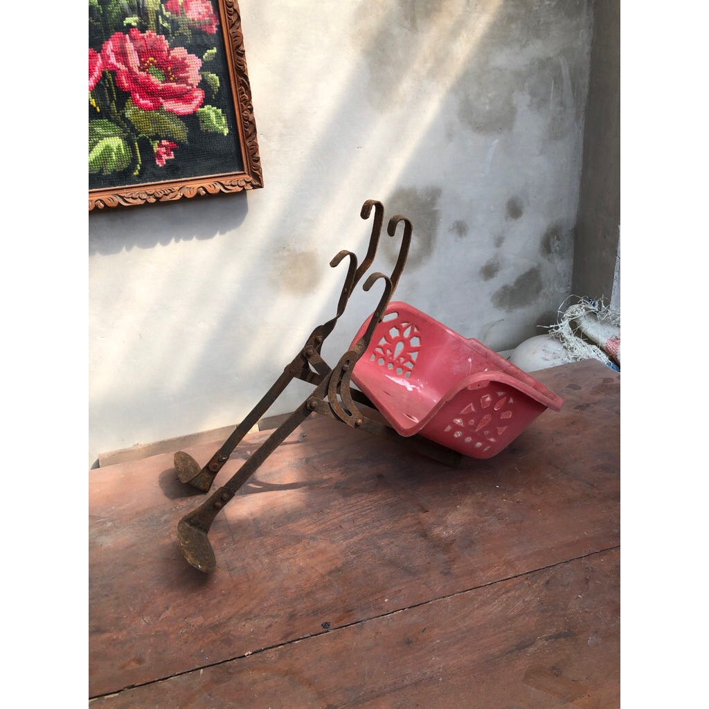 Boncengan sepeda ontel anak jadul