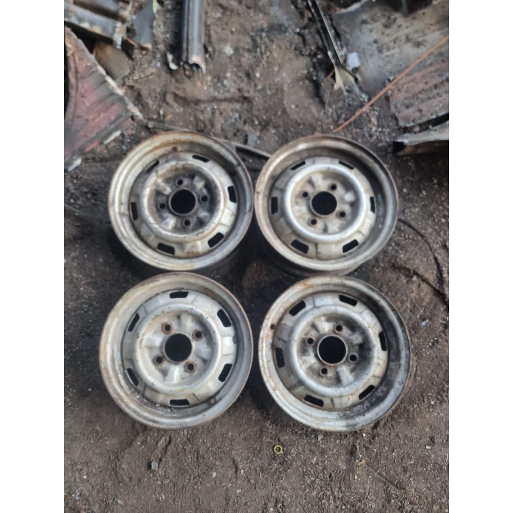 velg kaleng daihatsu espass-zebra bekas/second