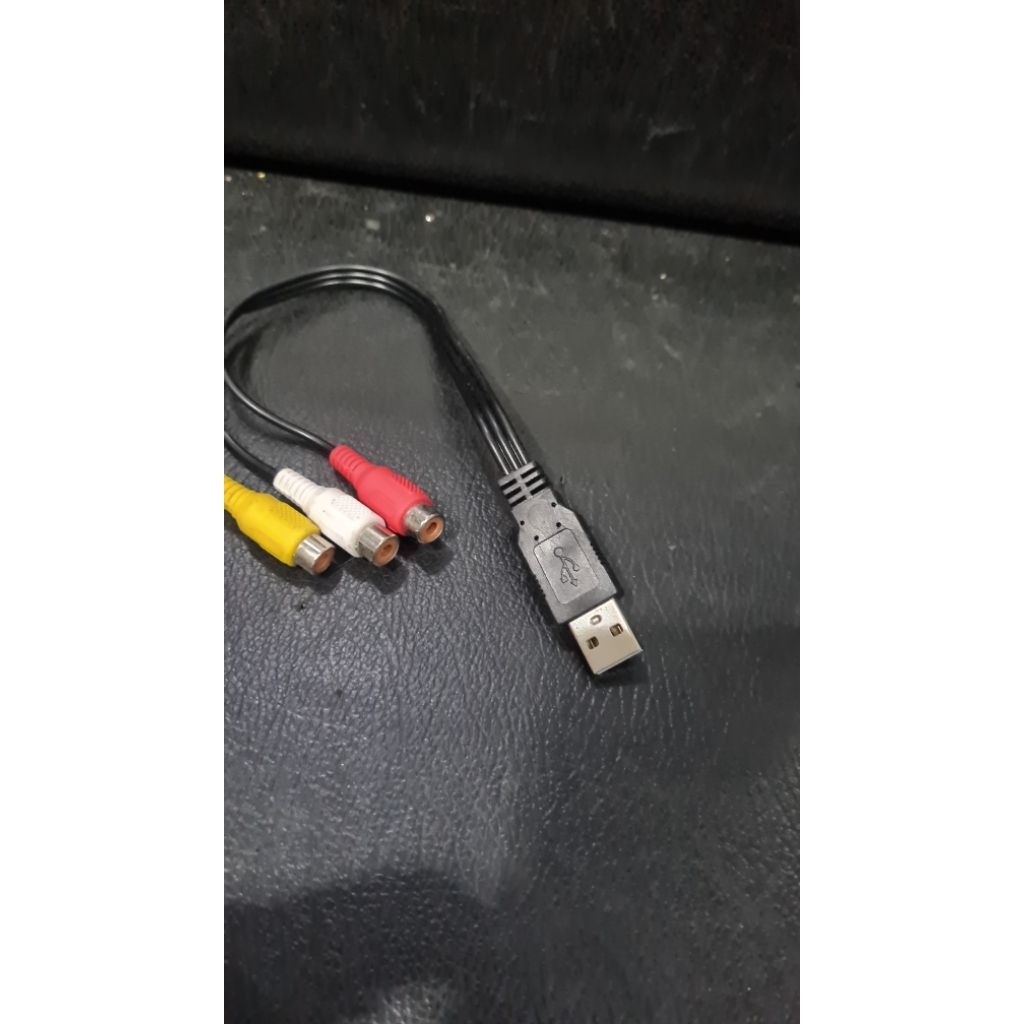 soket Jack kabel USB to AV RCA