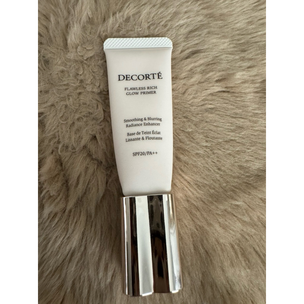 D3cort3 Glow Primer