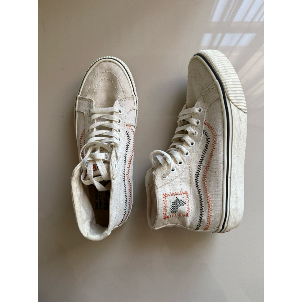 Preloved VANS - Sepatu Original Size 39/40