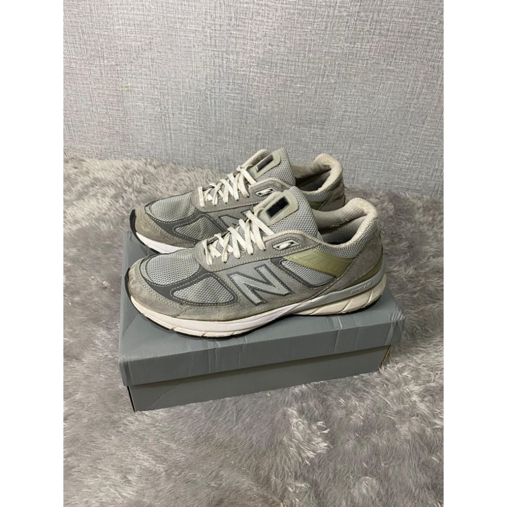 NB 990 V5 Grey USA Original sz 43
