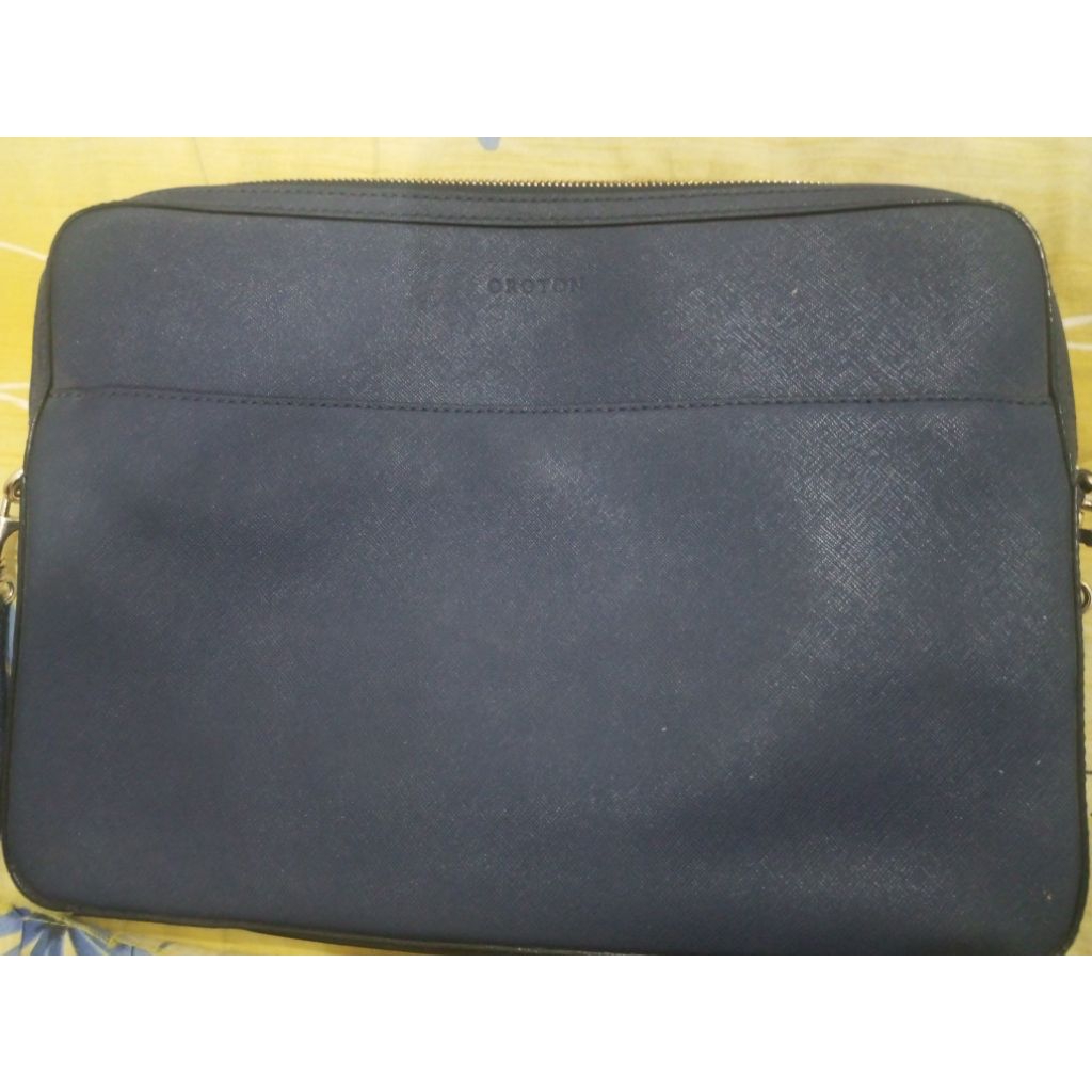 tas laptop oroton kulit original