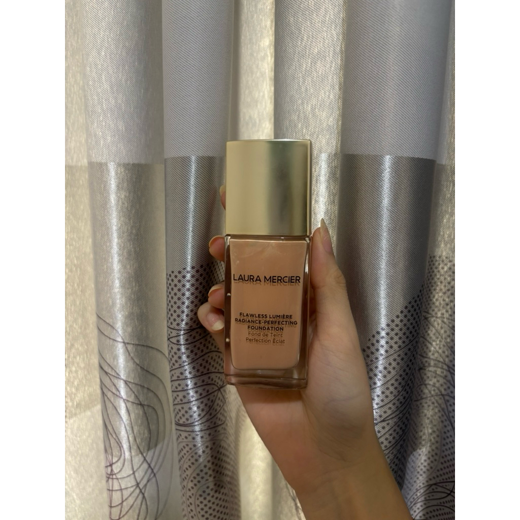 laura mercier foundation (preloved)