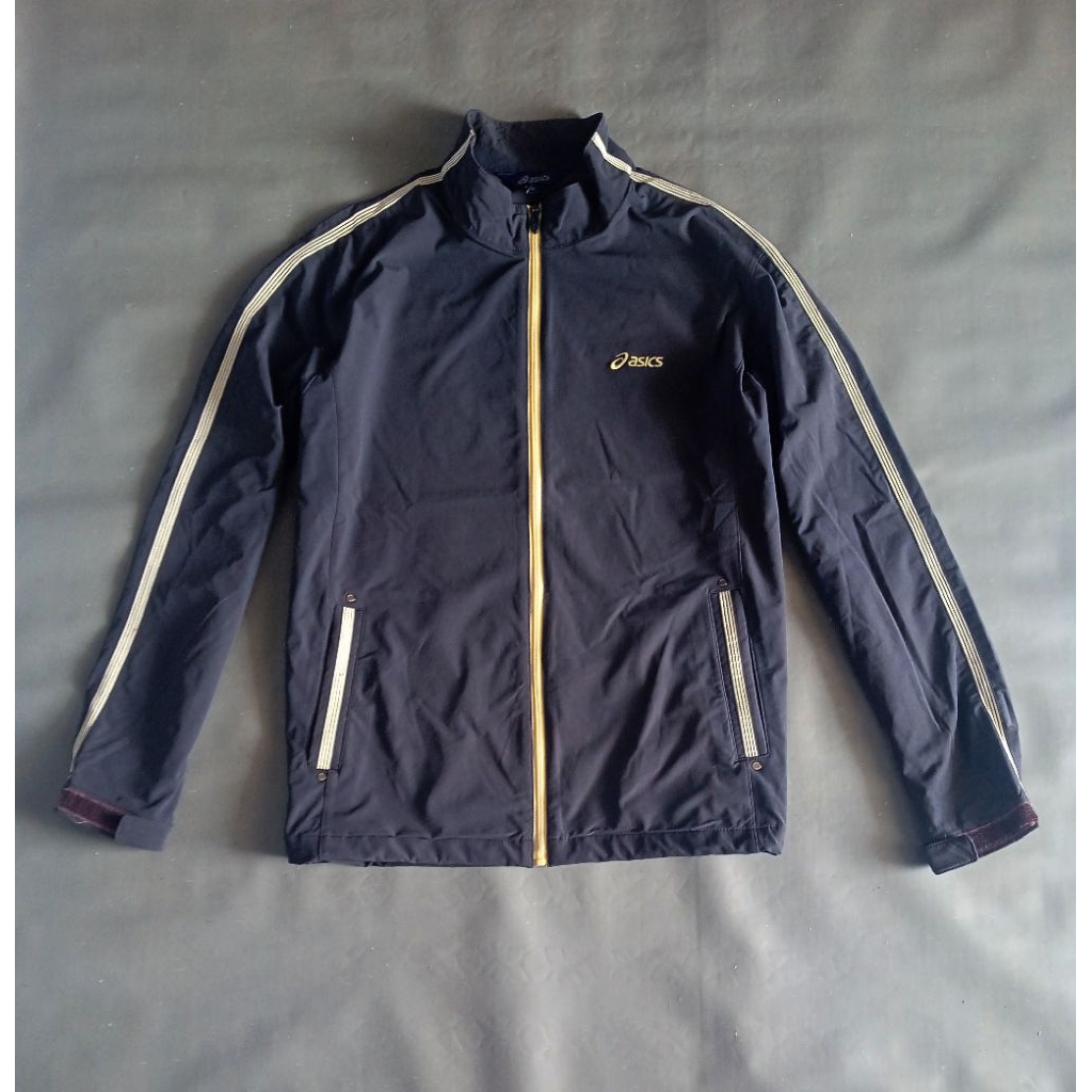 jaket asics