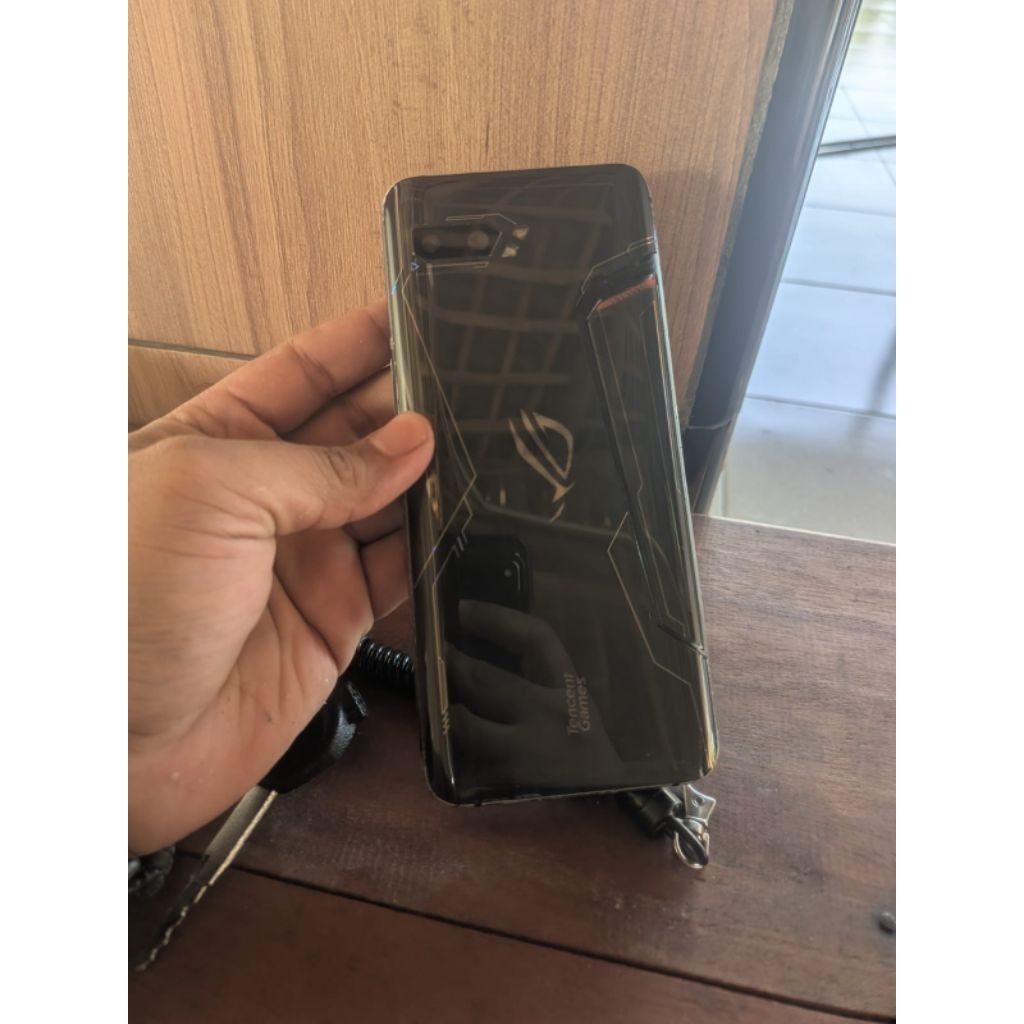 asus rog phone 2 minus