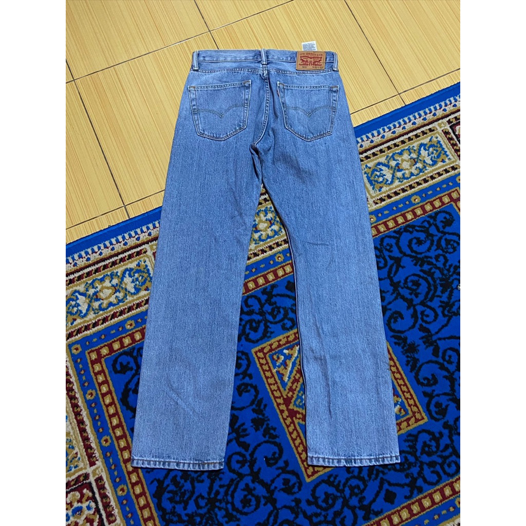 Celana Jeans Levis 505 Sky Blue - size 32