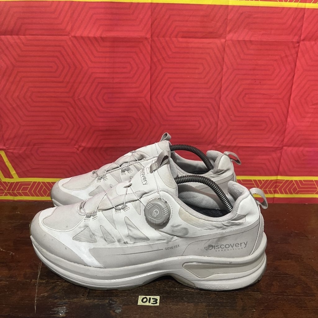 sepatu hiking/outdoor discovery boa goretex size 44