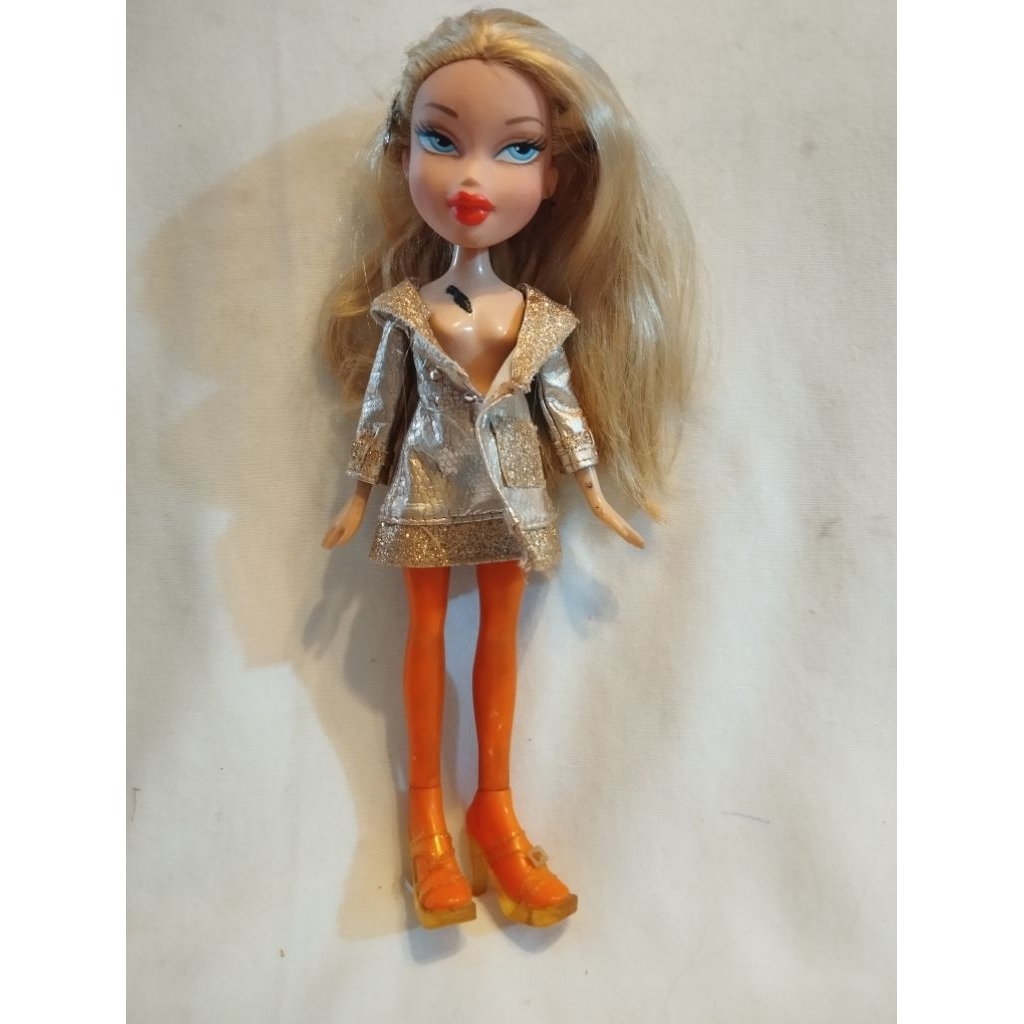 BRATZ DOLL  ICANDY CLOE
