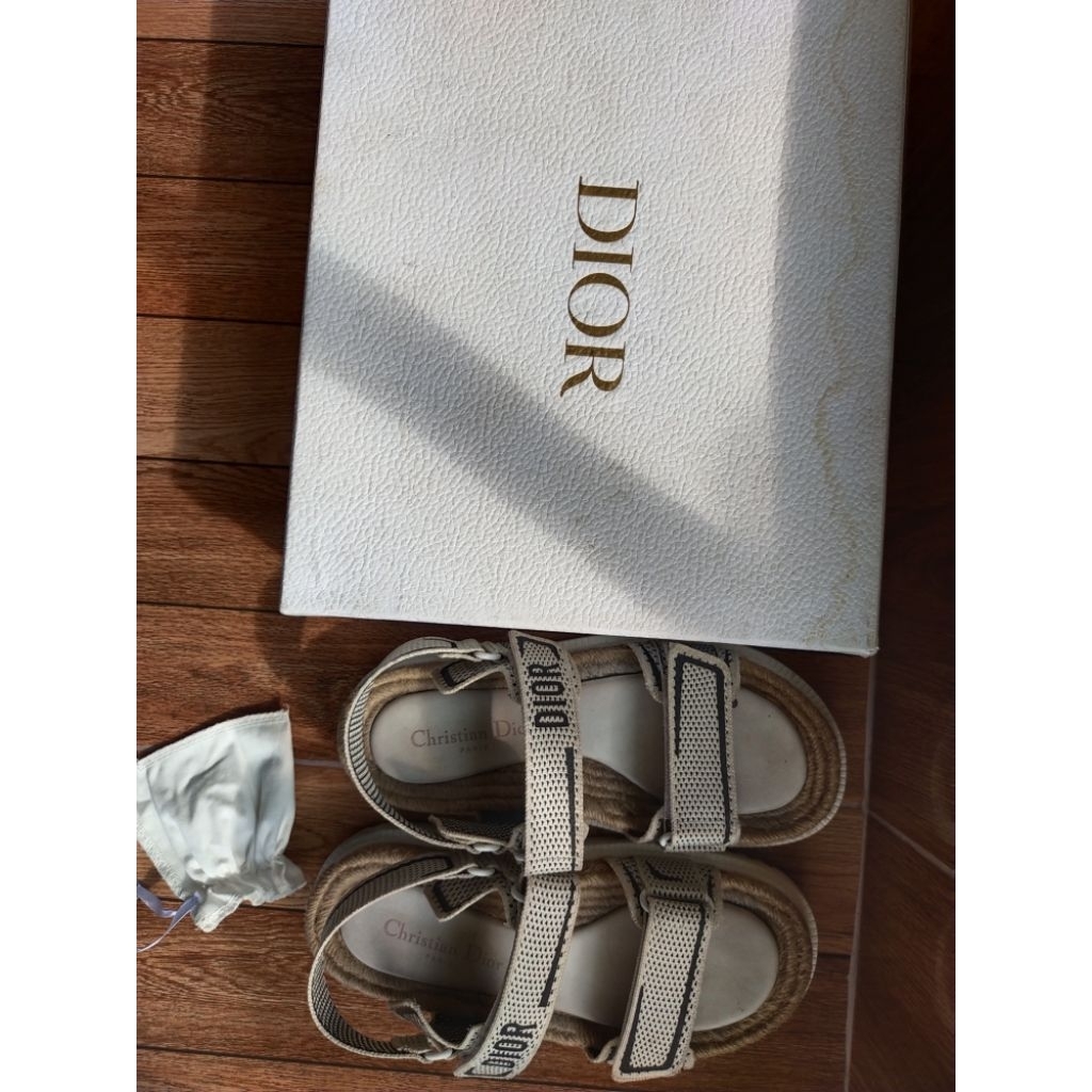 Preloved Sepatu Sandal Dior Ori