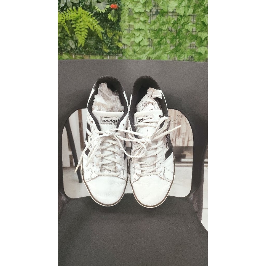 SEPATU SECOND A*D*ID*AS D*AI*LY