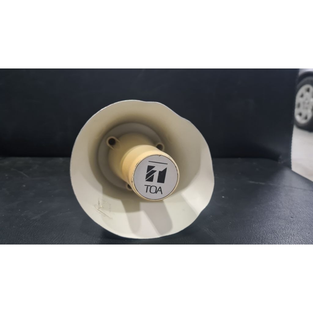 TOA sirine mobil 12 V tipe ZH-615R 15 watts bekas