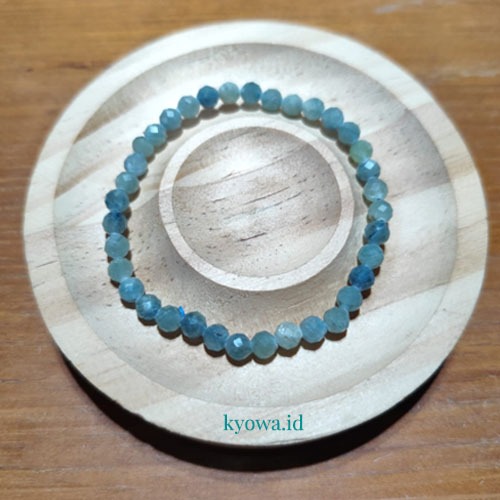 Kyowa Gelang Kyanite Biru Mint Hijau Cutting Face 4,8 mm