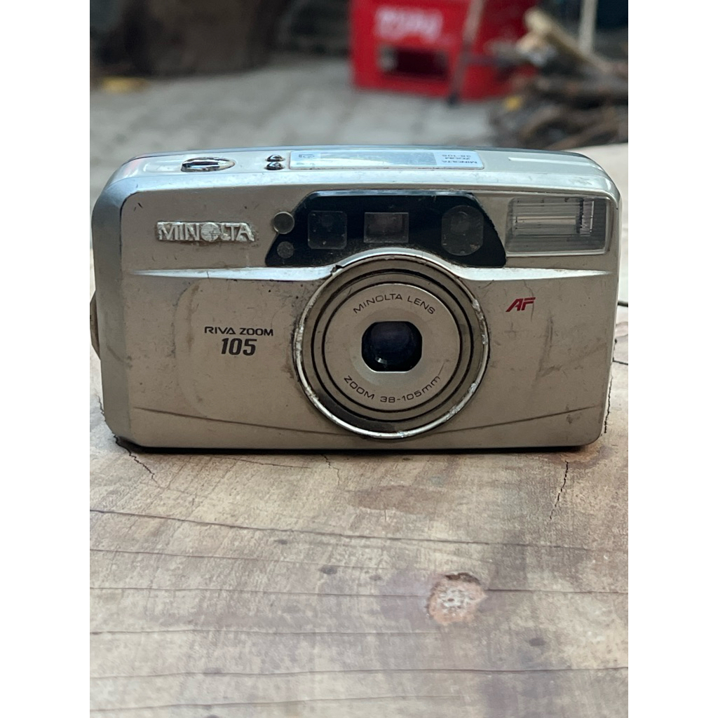 Kamera Film / Analog Camera for Display, Minolta Riva Zoom 105