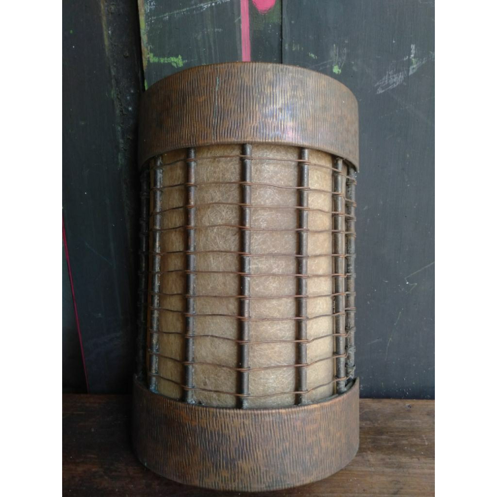 lampu dinding antik