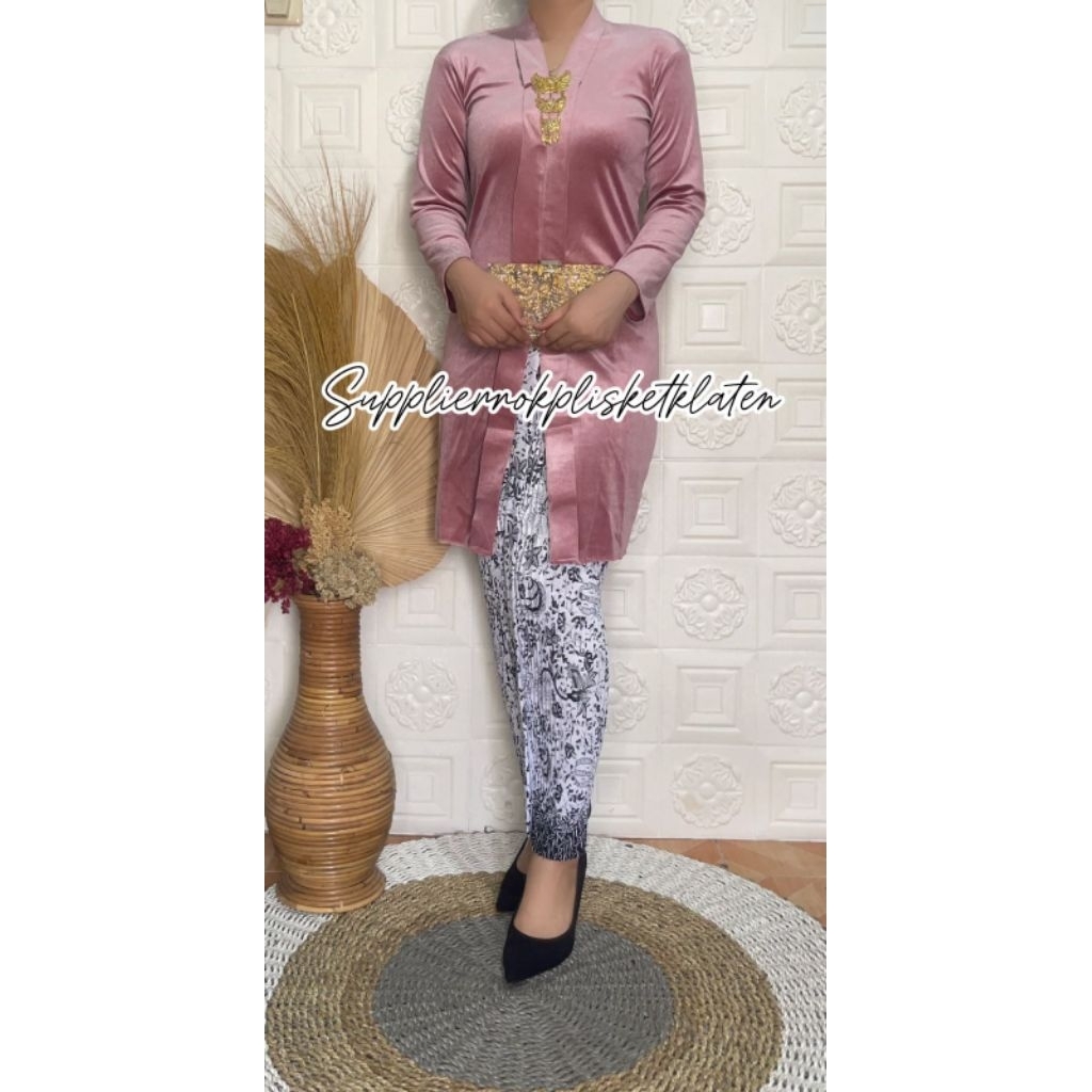 Kebaya Bludru Encim TUNIK panjang selutut model encim/kebaya tunik murah/kebaya bludru tunik