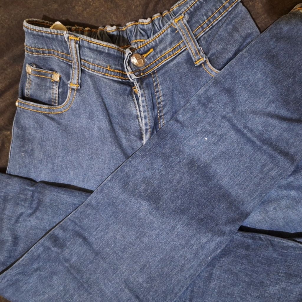 Jeans Wanita Size 27 (Preloved) No Minus