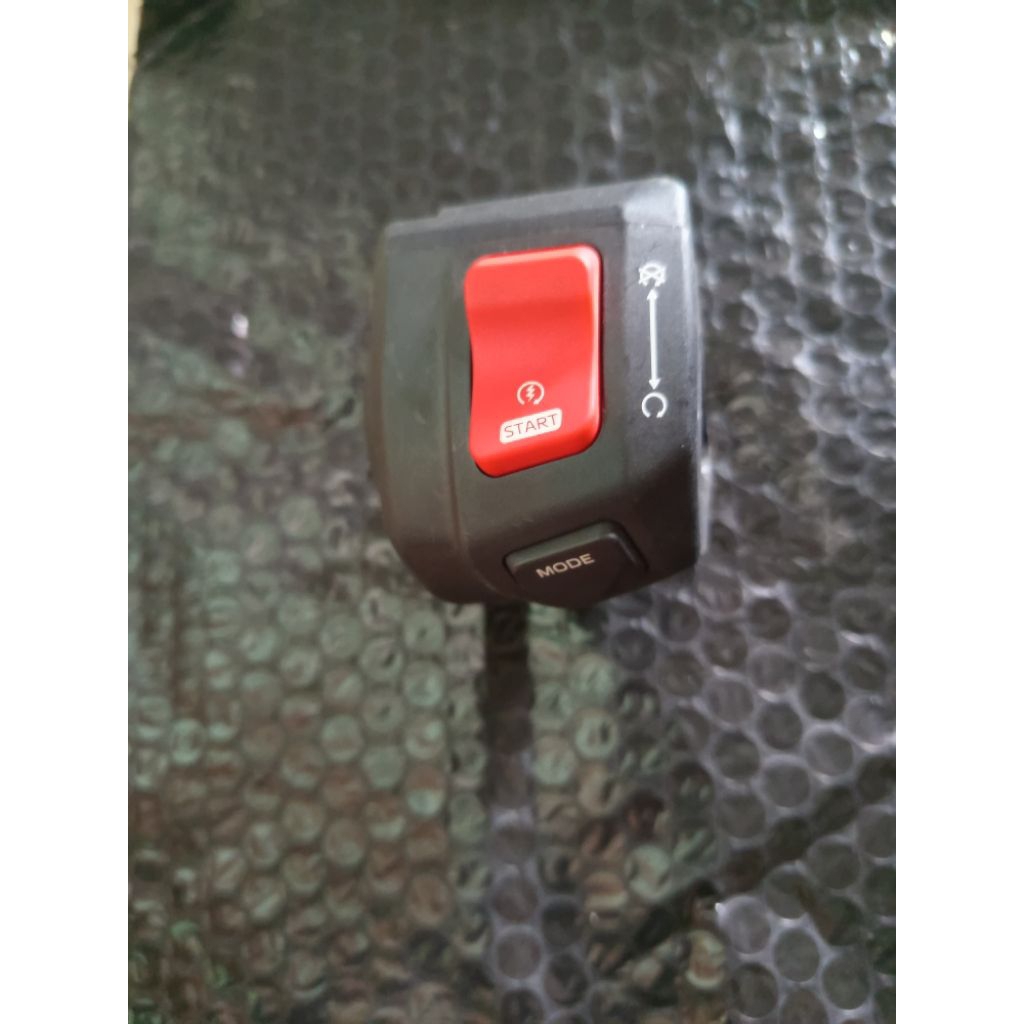 Holder Saklar Kanan Moge Original Putus Kabel
